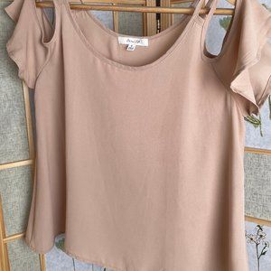New Active USA Off the Shoulder Blouse.